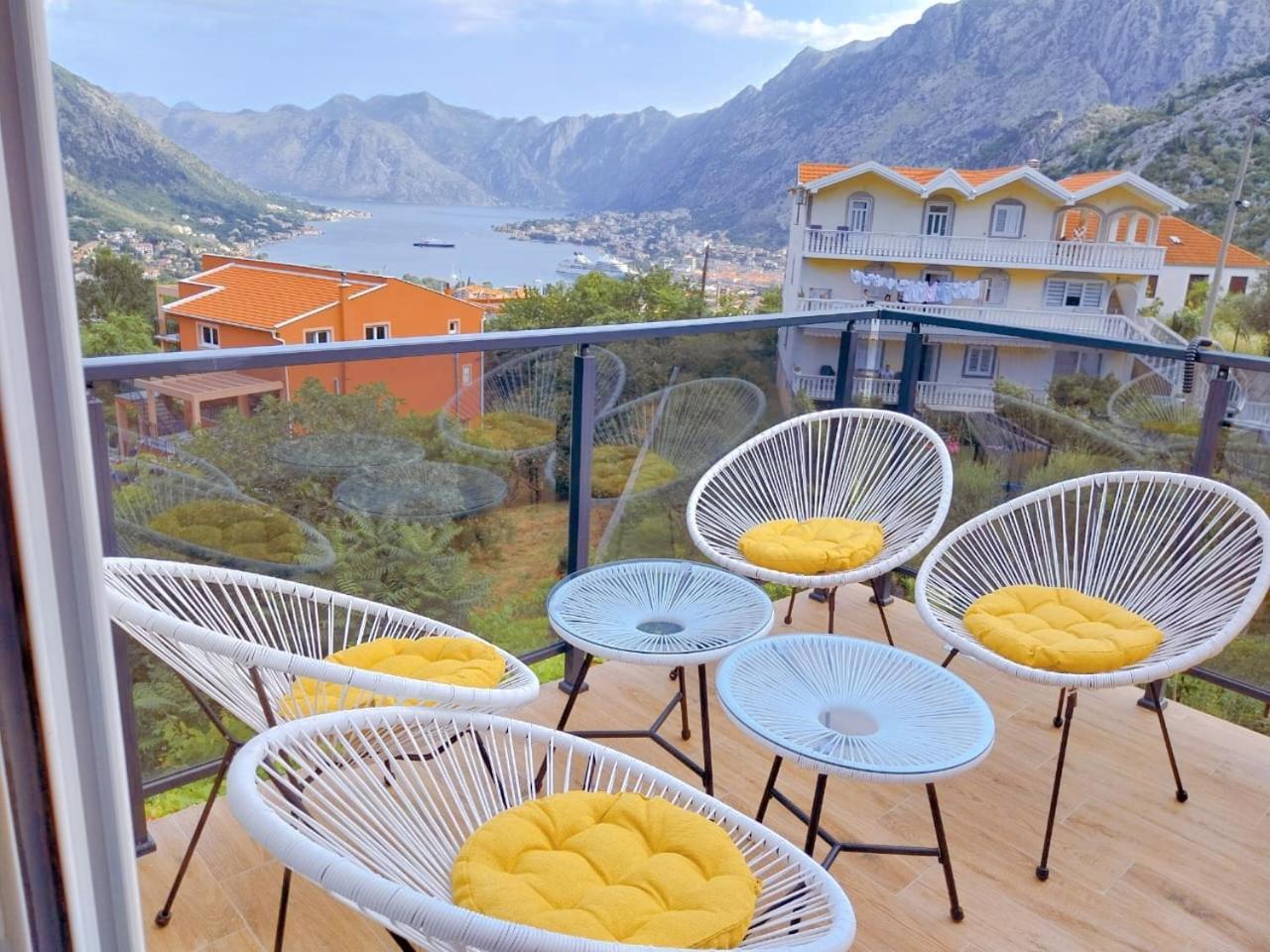 Apartment Dora Kotor Exterior foto