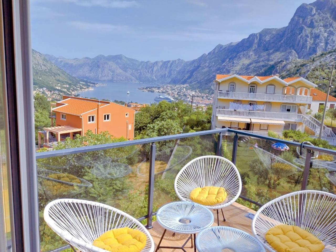Apartment Dora Kotor Exterior foto